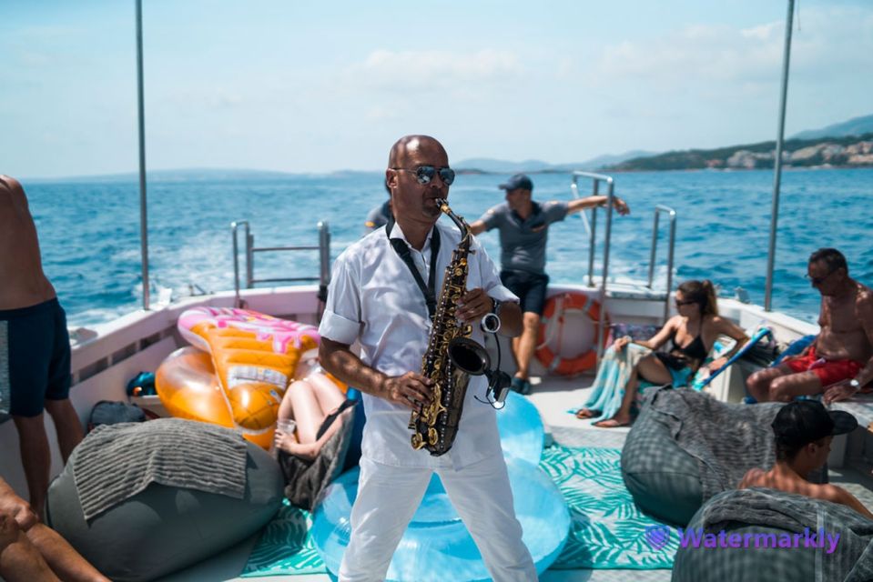 From Magaluf: Palma Bay Sightseeing Cruise With Live Music - Weather Requirements