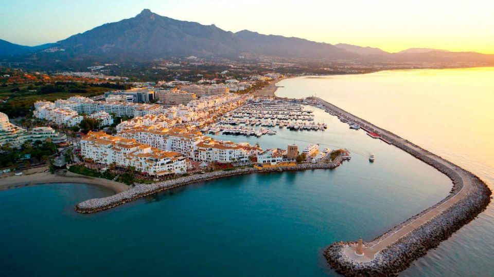 From Málaga: Guided Tour of Marbella, Mijas, and Puerto Banús - Transportation and Packing Essentials