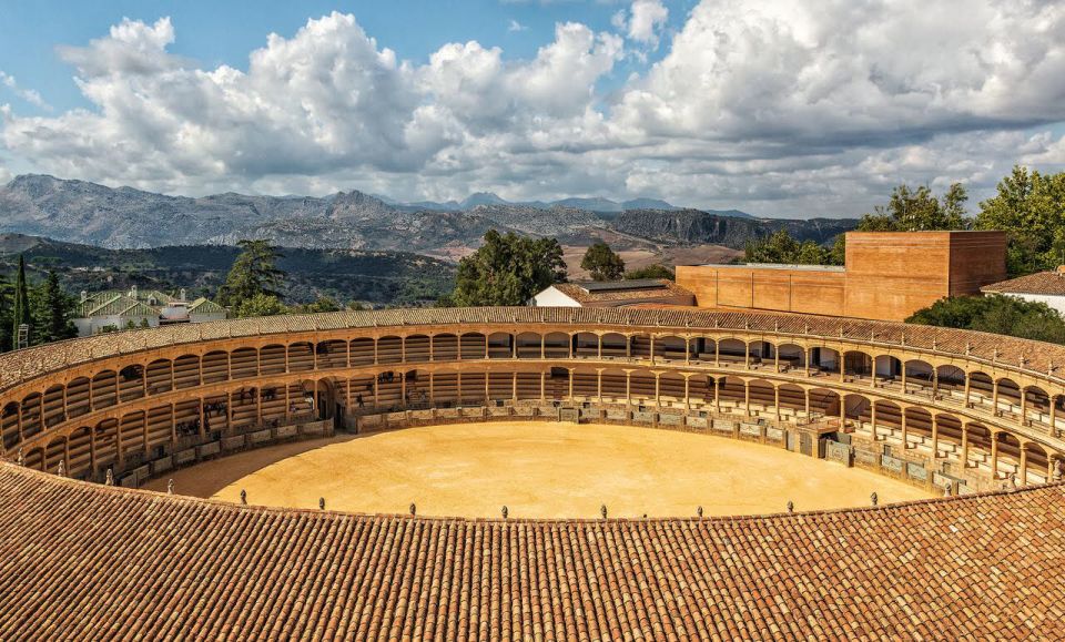 From Malaga or Marbella: Ronda Private Day Trip - Guided Tour in Ronda