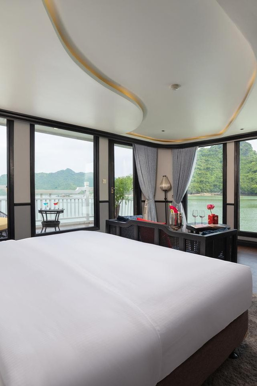 From Ninh Binh : 2-Days Lotus Luxury Cruise Lan Ha Bay - Panoramic Views