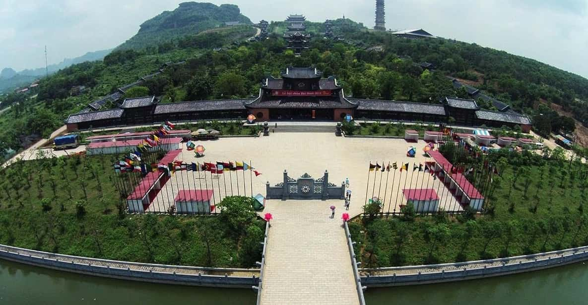 From Ninh Binh : Hoa Lu , Trang An, and Mua Cave Day Tour - Bich Dong Pagoda