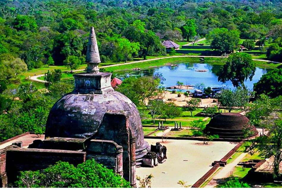 From Polonnaruwa: Ancient City of Polonnaruwa by Bike - Exploring Polonnaruwas Ancient Wonders