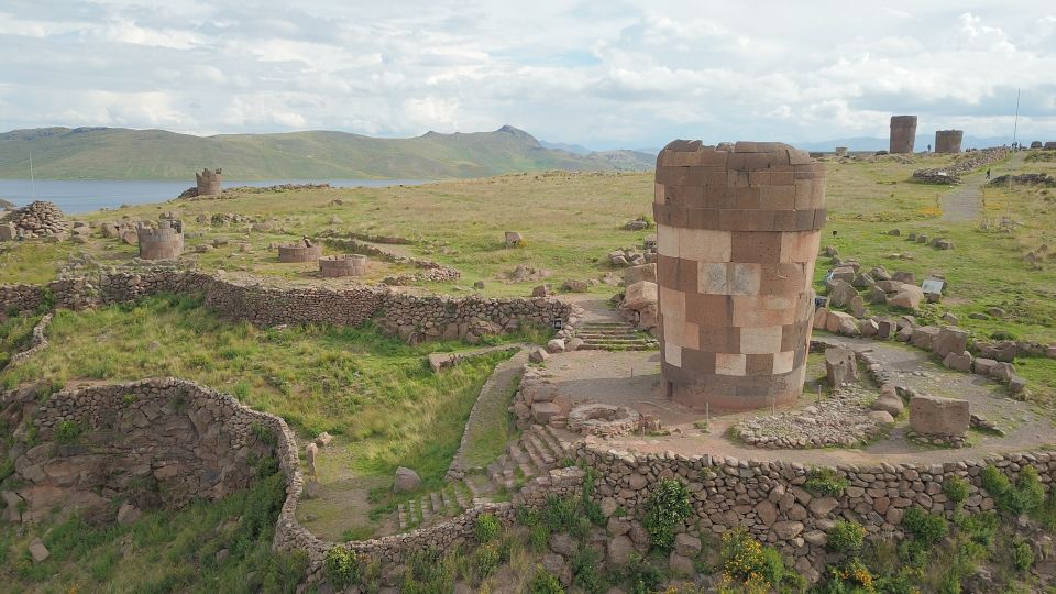 From Puno: Tour to Sillustani Pre Inca Tombs - Funerary Towers and Architecture