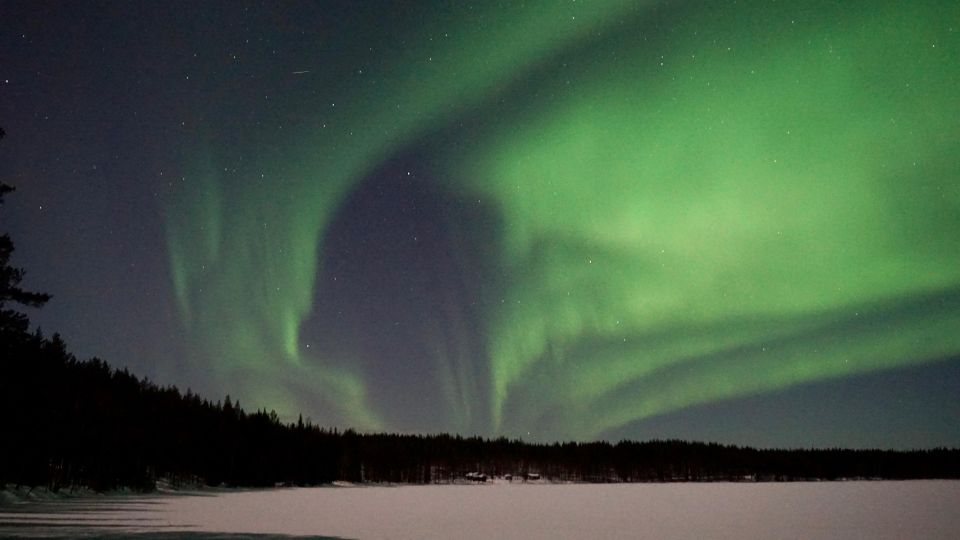 From Rovaniemi: Northern Lights Van Tour With Photos - Customer Reviews and Ratings