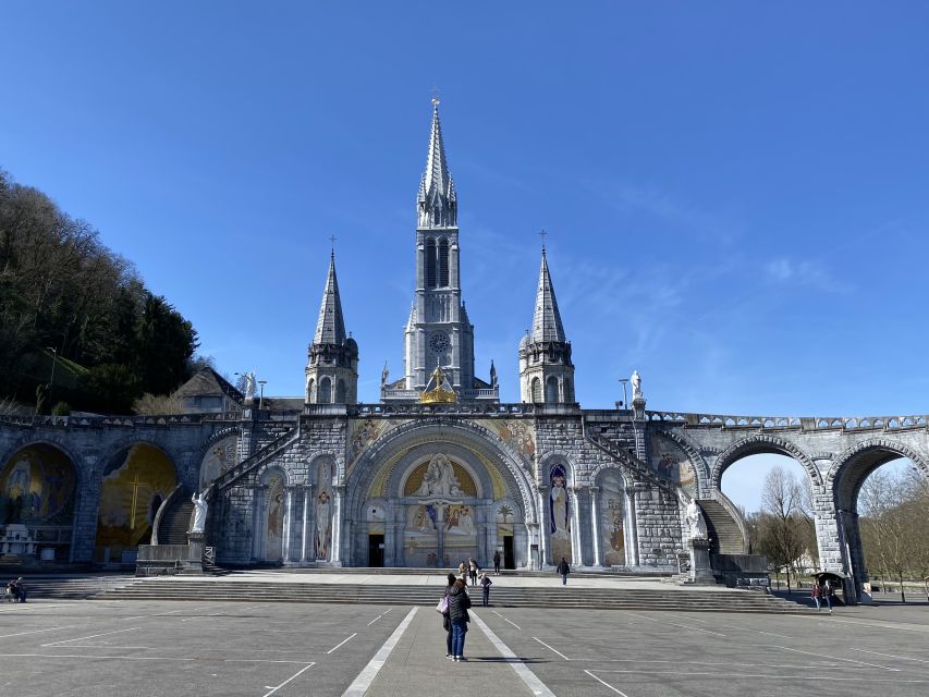 From San Sebastian: Sanctuary of Lourdes - Additional Information for Visitors