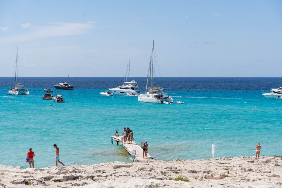 From Sant Antoni: Roundtrip Boat Transfer to Formentera - Rental Opportunities