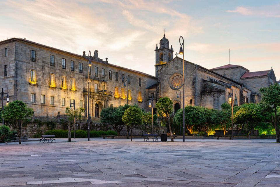 From Santiago: Christmas Lights of Vigo And Pontevedra - Inclusions and Important Information