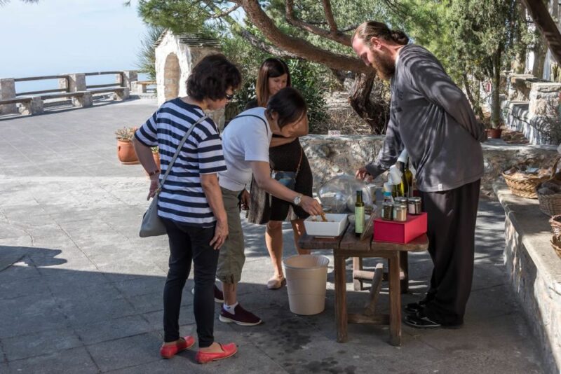 From Santorini: 5-Hour Guided Highlights Tour - Important Information