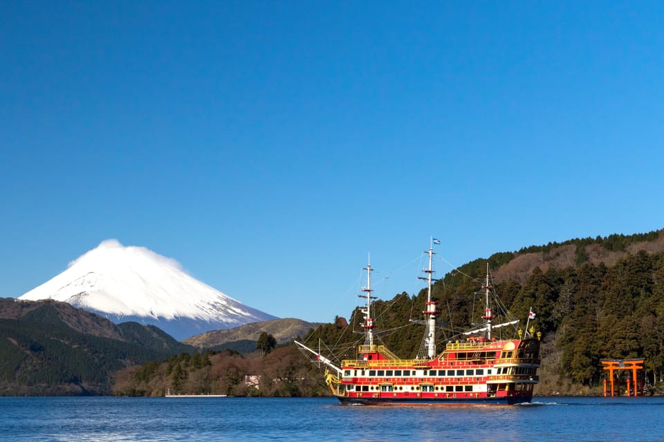 From Tokyo: The Perfect Hakone & Oshino Hakkai Day Trip - Traveler Experiences