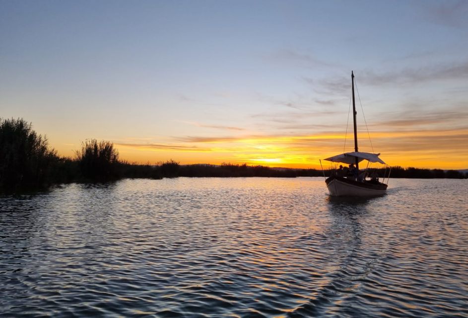 From Valencia: Albufera Day Trip With Boat Tour and Transfer - Visiting a Fishing Community