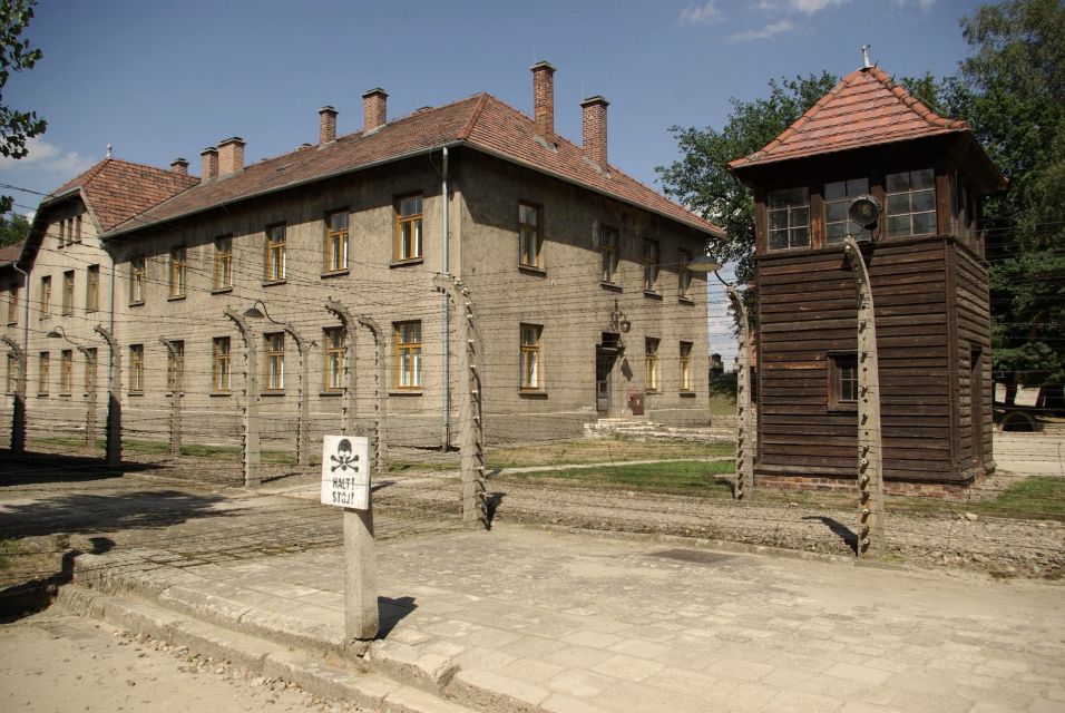 From Warsaw: Auschwitz-Birkenau Small Group Tour With Lunch - Customer Feedback and Ratings