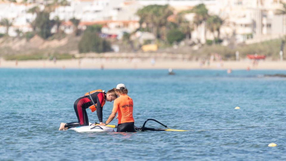 Fuerteventura: Windsurfing Taster in Costa Calma Bay! - Equipment and Wetsuit