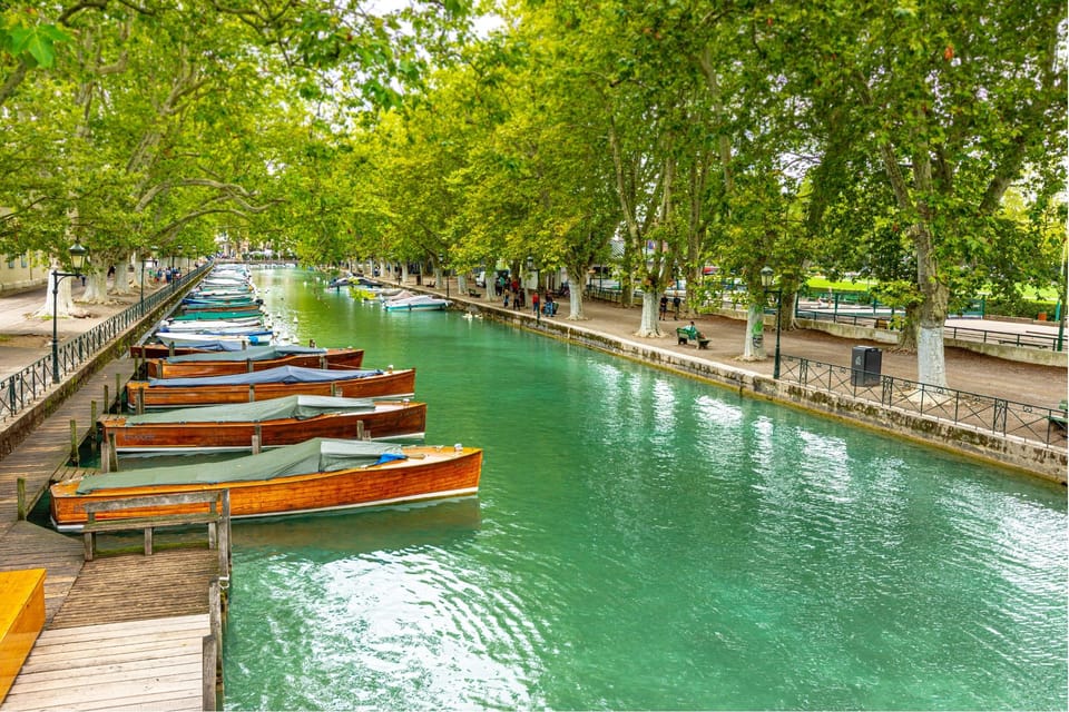 Full-Day Private Tour From Geneva to Annecy - Local Cuisine Experience