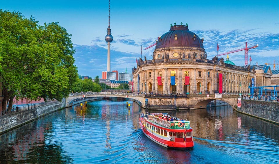 Full-Day Private Trip From Prague to Berlin - Pricing and Booking