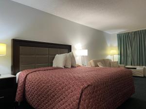 Garden Inn & Suites - Booking Information