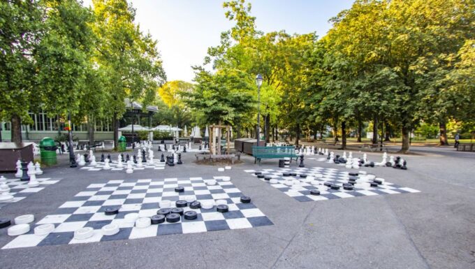 Geneva: Carouge Tour With a Local - Important Tips