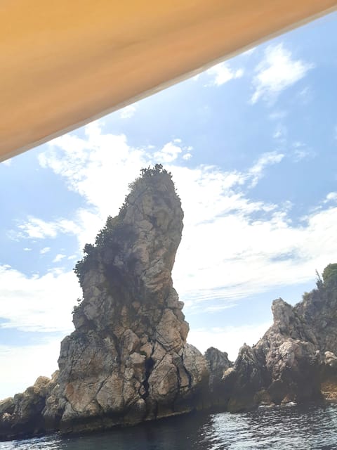 Giardini Naxos: Isola Bella and Grottos Cruise With Aperitif - What to Bring and Know