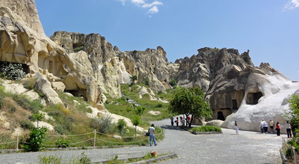 Göreme: Full-Day Cappadocia Private Tour - Unique Features of Fairy Chimneys