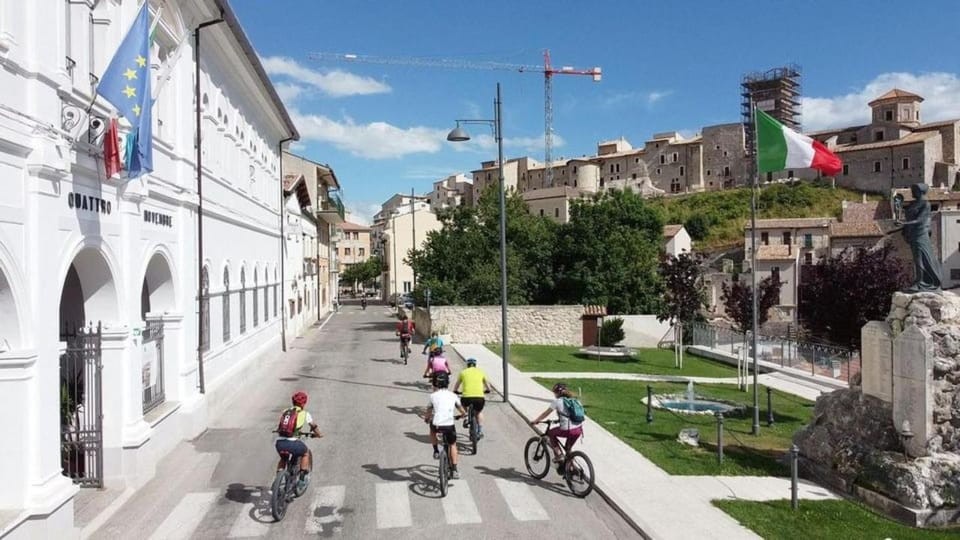 Gran Sasso: Medieval Villages E-Bike Tour With Breakfast - Recommended Clothing