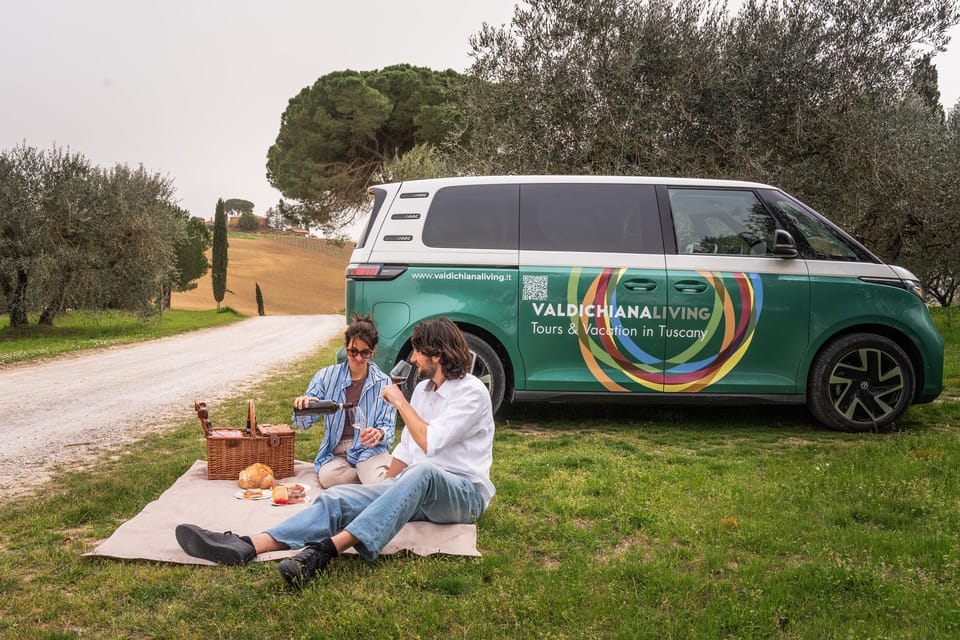 Green Tour on Electric Van and Picnic With Organic Products - Organic Products From Valdichiana