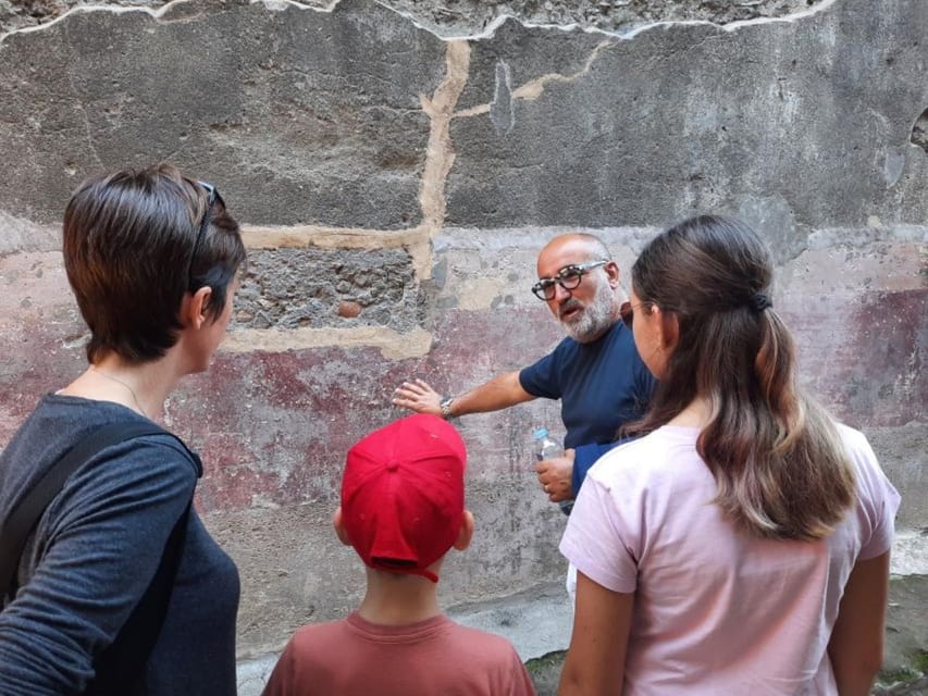 Guided Tour of Pompeii With a Local Guide - Private - Meeting Point Information