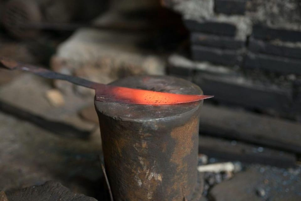 Ha Noi: Traditional Knife Making in Blacksmith Village - Preparing for the Workshop