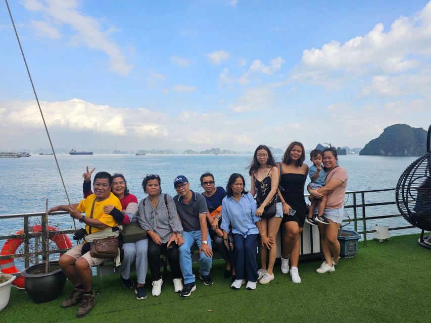 Halong Bay Luxury Day Tour Buffet Lunch,Small Group, Kayak - Sightseeing Attractions