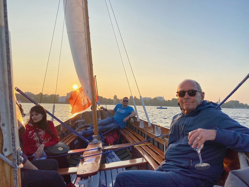 Hamburg: Alster River Sailboat Cruise With Sundowner - What to Bring