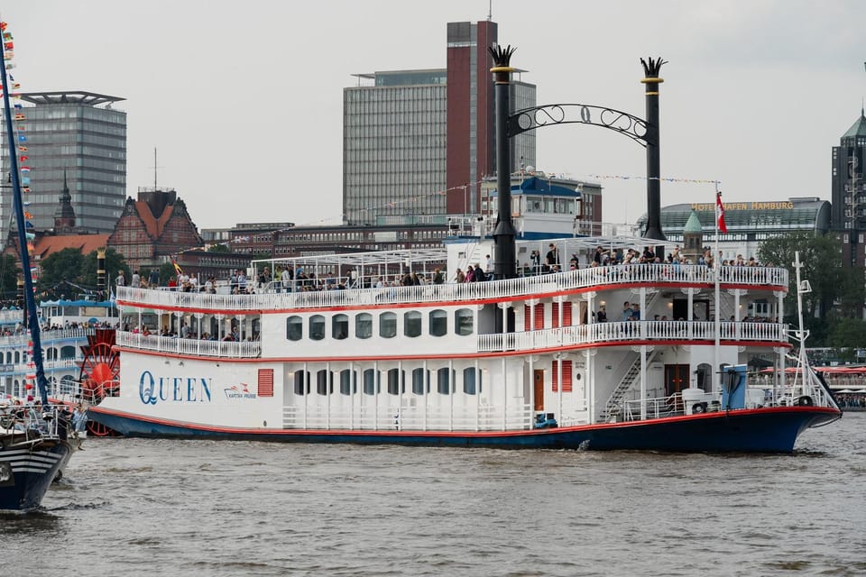 Hamburg: Original XXL Paddle Steamer Tour - Suitability and Recommendations