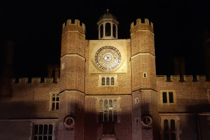 Hampton Court Palace Private Guided Tour Secrets of the Six Wives - Delving Into Tudor Architecture