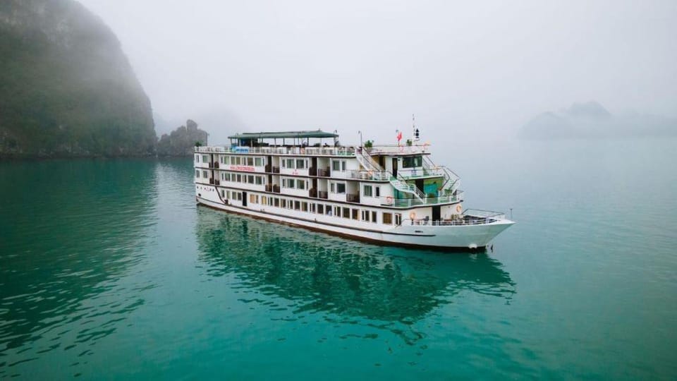 Hanoi 5-Day Trip : Sapa-Ninh Binh-Halong Bay 5-Stars Cruise - What to Bring