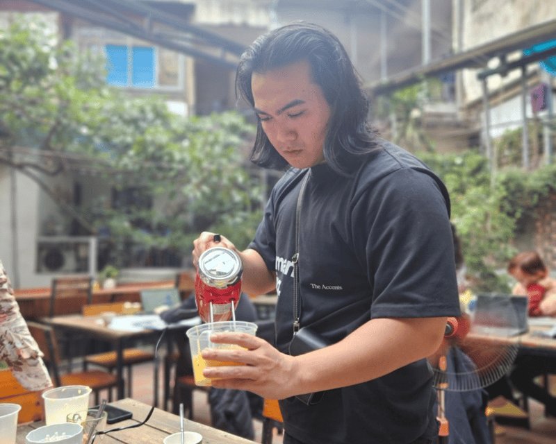 Hanoi Artisan Coffee Making Class With Train Street - Unique Selling Points