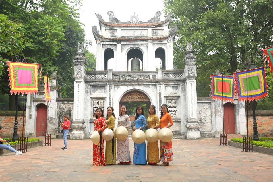 Hanoi: Traditional Ao Dai Dress and Non La Hat Rental - Booking Information and Policies