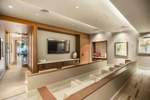 Hanover Post Oak - Accommodation Choices