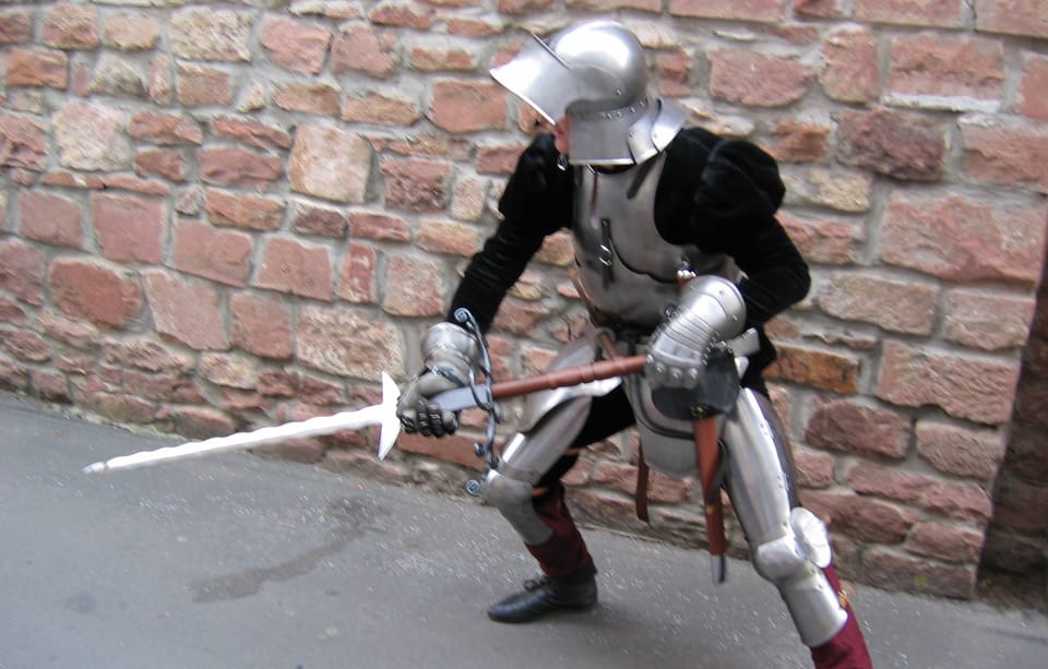 Heidelberg Castle: Knights and Mercenaries - Meeting Point and Requirements