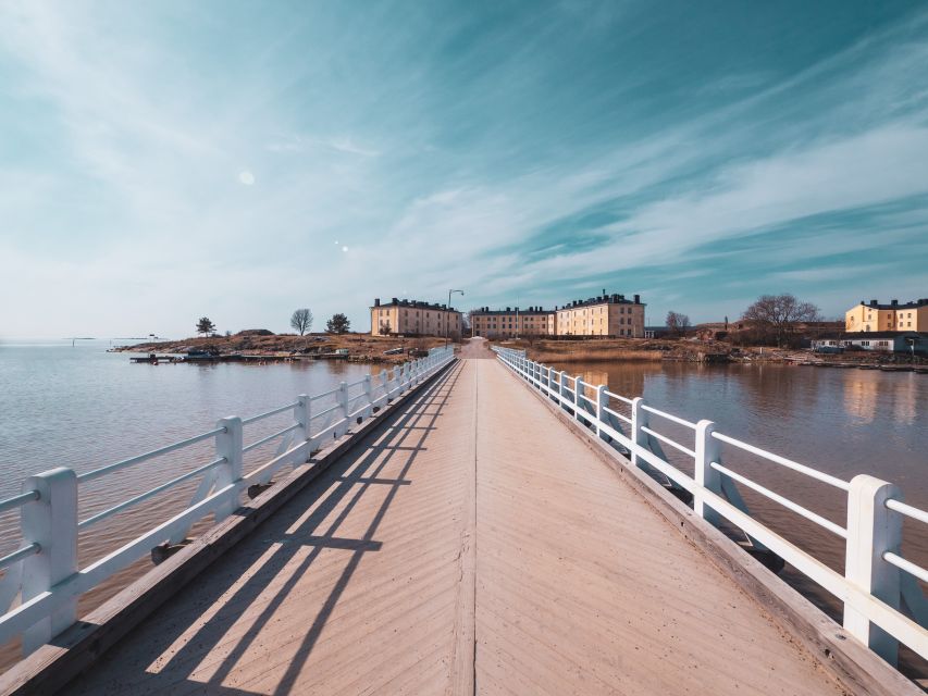 Helsinki: Capture the Most Photogenic Spots With a Local - Booking Your Experience