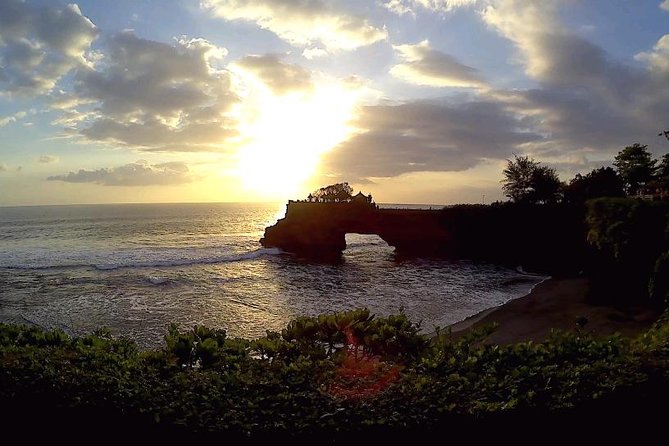 Hidden Nungnung Waterfall and Tanah Lot Sunset Private Tour - Important Considerations