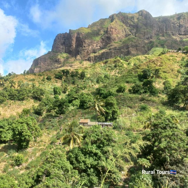 Hiking: From Serra Malagueta to Ribeira Principal - Suitability and Restrictions