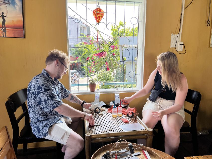 Hoi An: Foldable Lantern Making Class With Acrylic Painting - Meeting Point and Logistics