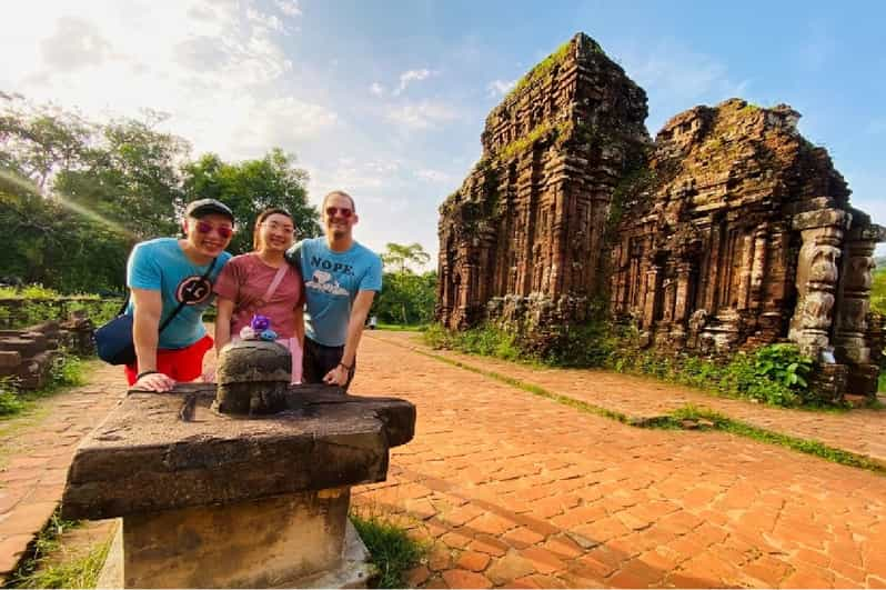 HOI AN:MY SON SANCTUARY & HOI AN BOAT RIDE, RELEASE LANTERN - Boat Ride Experience