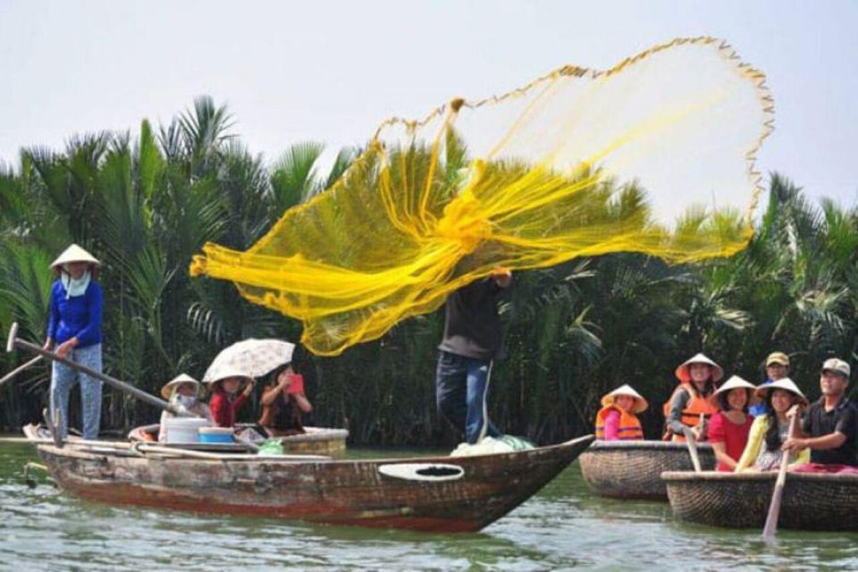 Hoian: Bay Mau Vegan Cooking Class, Market &Basket Boat Trip - Basket Boat Adventure