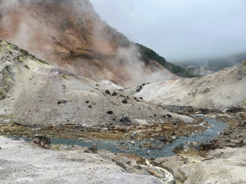 Hokkaido: Noboribetsu Lake Toya Day Tour From Sapporo - Meeting Points