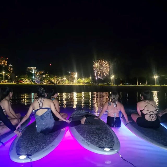 Honolulu: Fireworks Glow and Flow Yoga Class - Class Details and Requirements