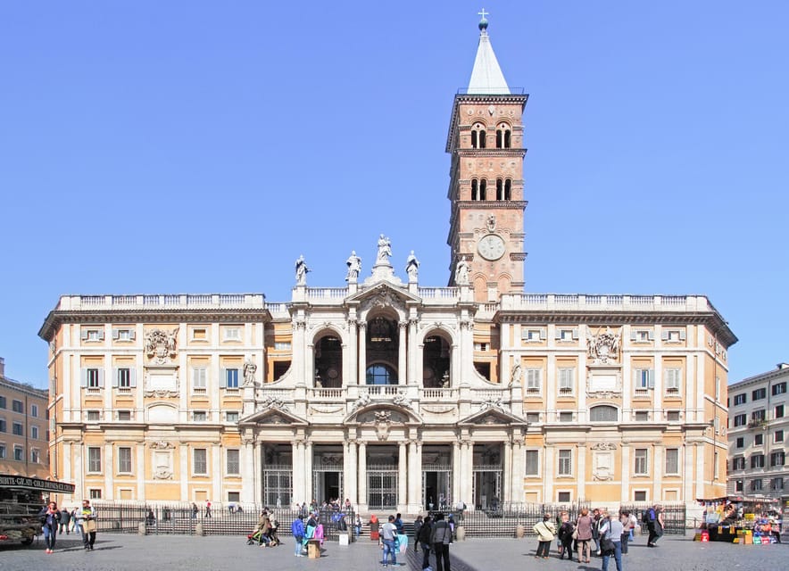 Hop-on Hop-off 24H and Santa Maria Maggiore Entrance - Accessibility and Meeting Point