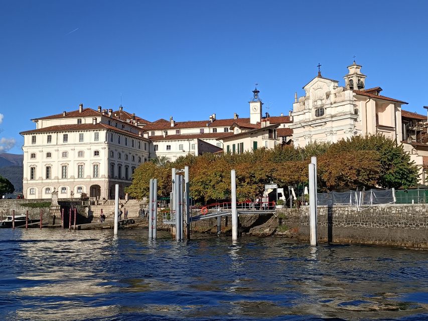 Hop-on Hop-off Boat Tour to Isola Bella - Accessibility for Pets