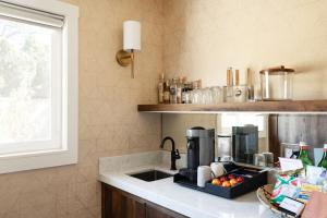 Hotel Ynez - Check-in and Check-out Times