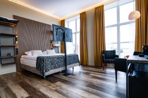 Hotel Zeezicht - Booking Information