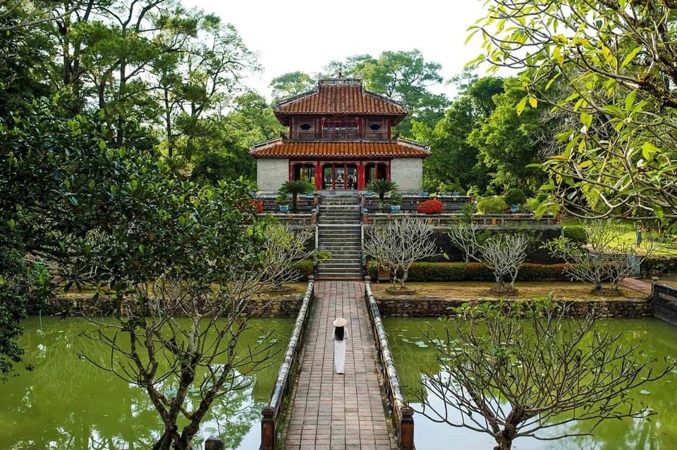 Hue : Royal Tombs- Thien Mu Pagoda- Dragon Boat Private Tour - Customer Reviews