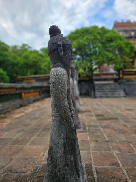 Hue Royal Tombs Tour: Khai Dinh and Tu Duc Mausoleum - Tips for Visitors