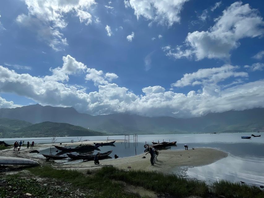 Hue to Hoi An via An Bang Cemetery and My Son Sanctuary - Exploring Lap An Lagoon